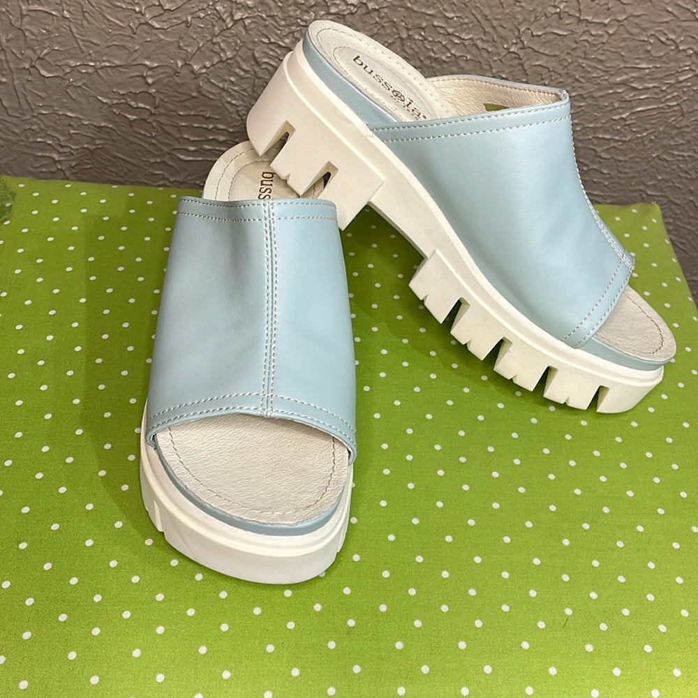 Bussola platform Sandals